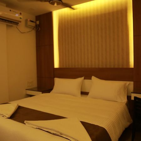 The Galaxy Suites Kochi エクステリア 写真