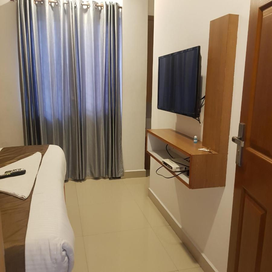 The Galaxy Suites Kochi エクステリア 写真