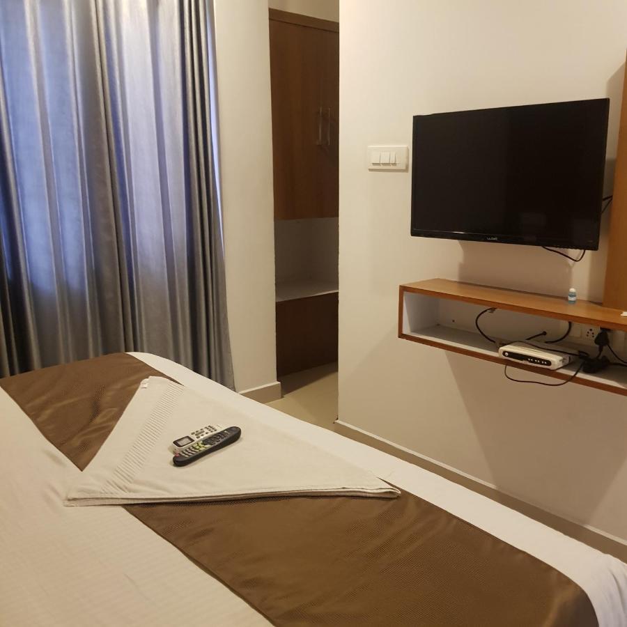 The Galaxy Suites Kochi エクステリア 写真